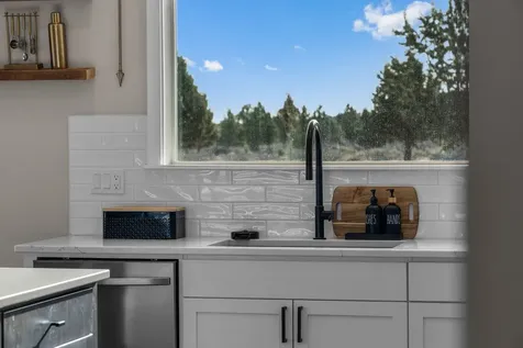 66380 Jericho Road Bend OR 97703