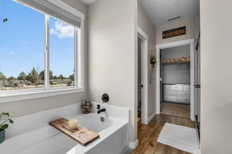66380 Jericho Road Bend OR 97703