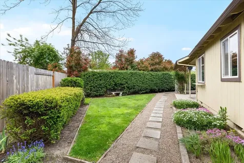 2700 Brae Drive Medford OR 97501