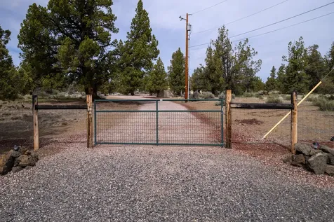 6673 NW Homestead Way Redmond OR 97756