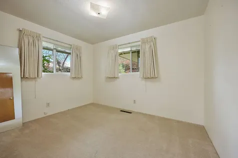 417 Eastwood Drive Medford OR 97504