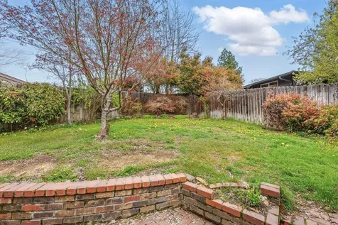 417 Eastwood Drive Medford OR 97504