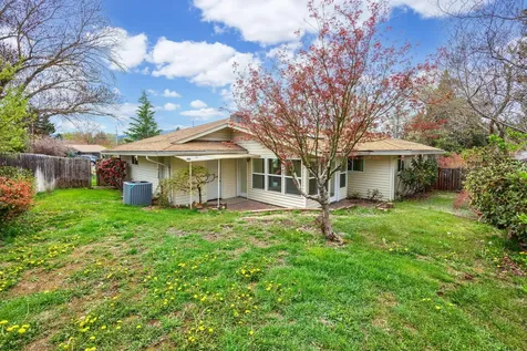 417 Eastwood Drive Medford OR 97504