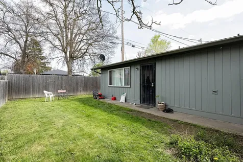 183 Lewis Avenue Medford OR 97501