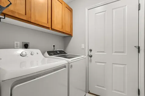 3460 Poppywoods Drive Medford OR 97504