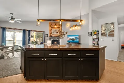 3460 Poppywoods Drive Medford OR 97504