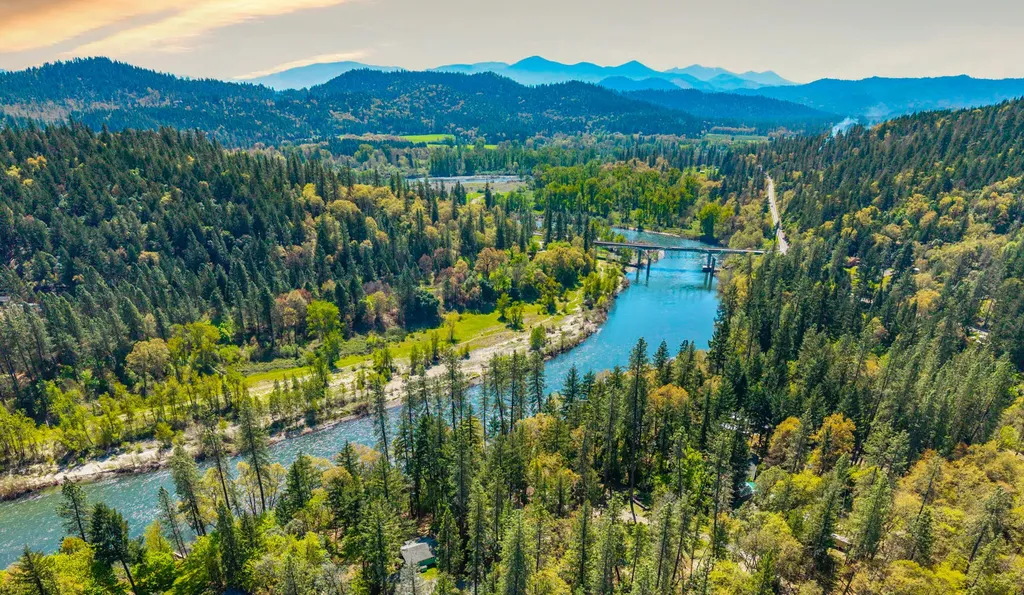 375 Bartlett Lane Grants Pass OR 97527