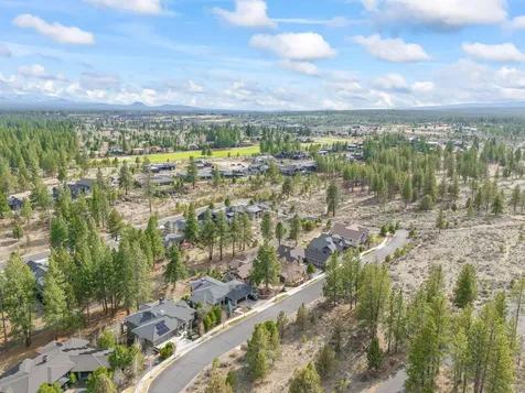 2873 NW Perlette Lane Bend OR 97703