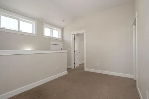 346 Stoneridge Avenue Ashland OR 97520