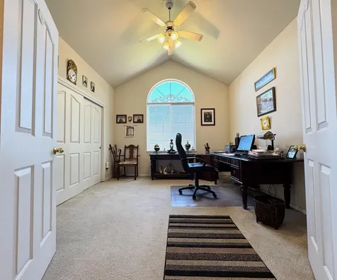 1040 Harbor Isle Boulevard Klamath Falls OR 97601