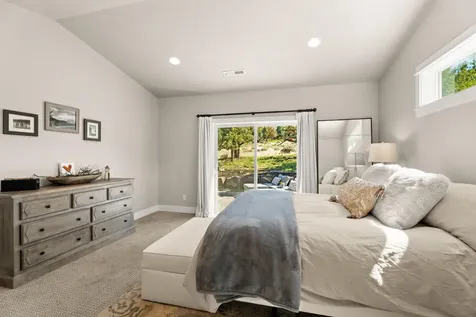 608 Highland Meadow Loop Redmond OR 97756