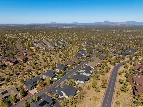 608 Highland Meadow Loop Redmond OR 97756