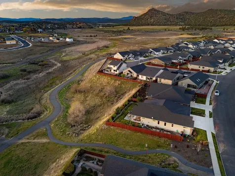 939 NE Hudspeth Circle Prineville OR 97754