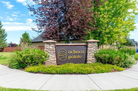 939 NE Hudspeth Circle Prineville OR 97754