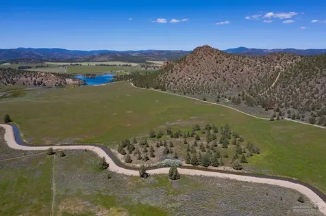 939 NE Hudspeth Circle Prineville OR 97754