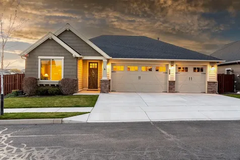 939 NE Hudspeth Circle Prineville OR 97754