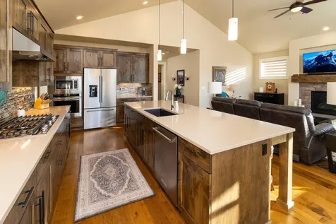 939 NE Hudspeth Circle Prineville OR 97754