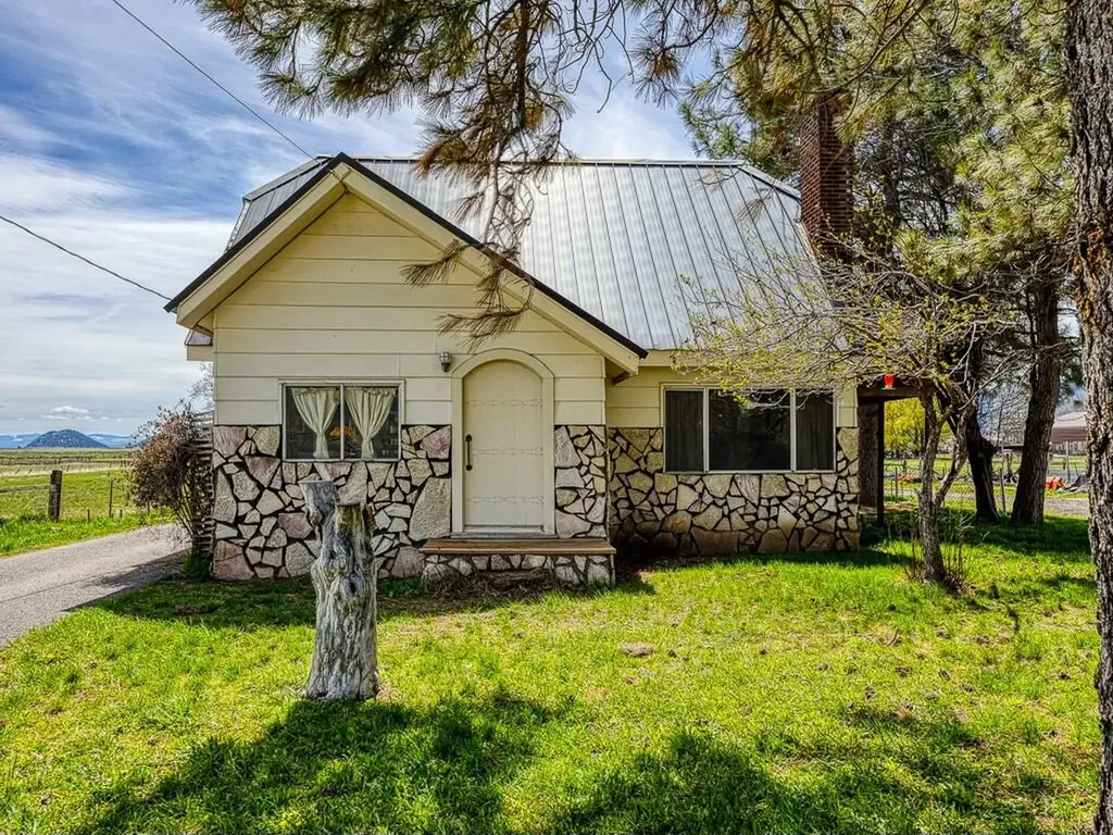 11708 Highway 66 Klamath Falls OR 97601
