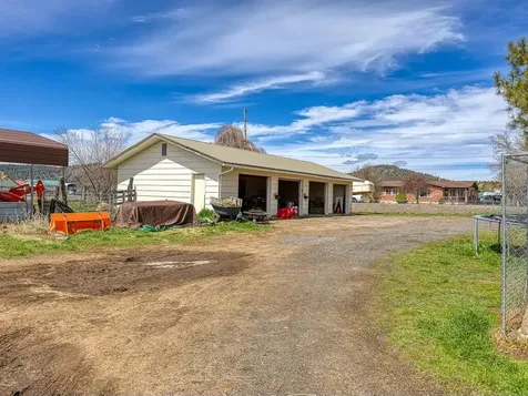11708 Highway 66 Klamath Falls OR 97601