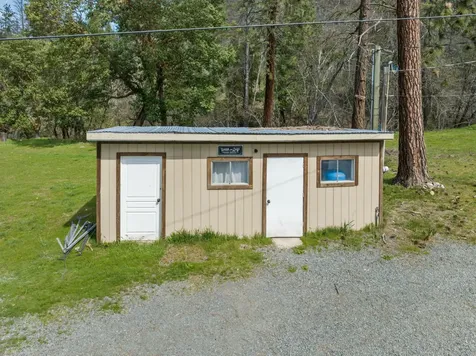11425 Upper Applegate Road Jacksonville OR 97530