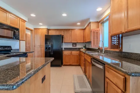 1436 Elaine Way Medford OR 97501