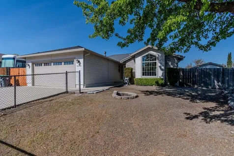 1436 Elaine Way Medford OR 97501