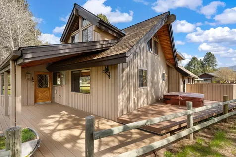 26247 SW Metolius Meadows Drive Camp Sherman OR 97730