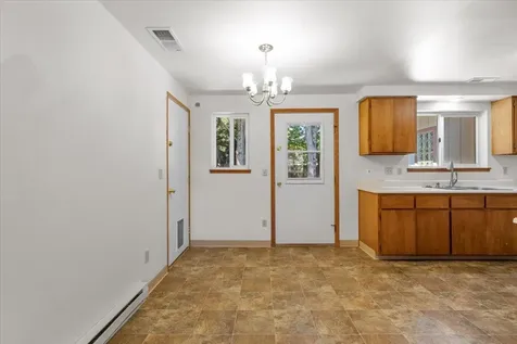 506 Aldin Circle Talent OR 97540