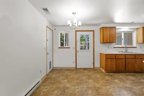 506 Aldin Circle Talent OR 97540