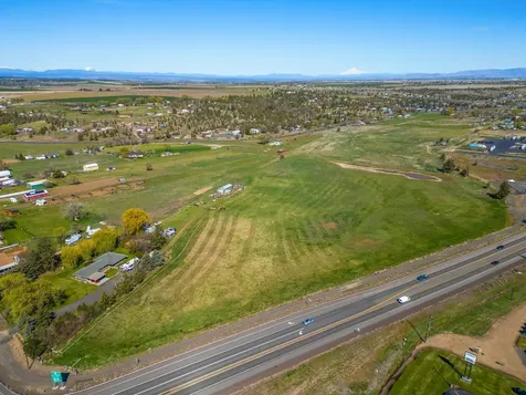 510 SW Colfax Lane Madras OR 97741
