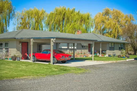 1820 Us-97 Madras OR 97741