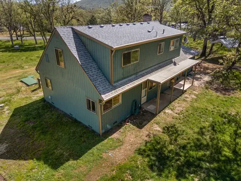 11515 Michael Road Central Point OR 97502