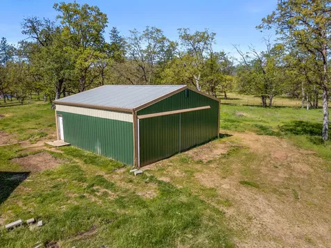 11515 Michael Road Central Point OR 97502