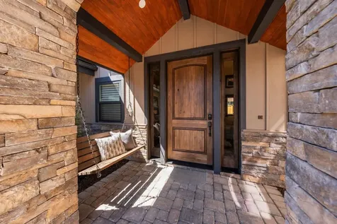 62617 NW Mount Thielsen Drive Bend OR 97703