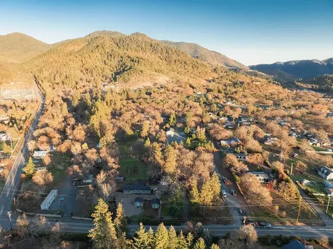 465 W Jones Creek Road Grants Pass OR 97526