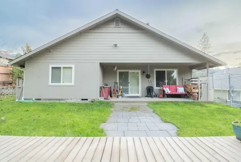 118 SE Maice Court Grants Pass OR 97527
