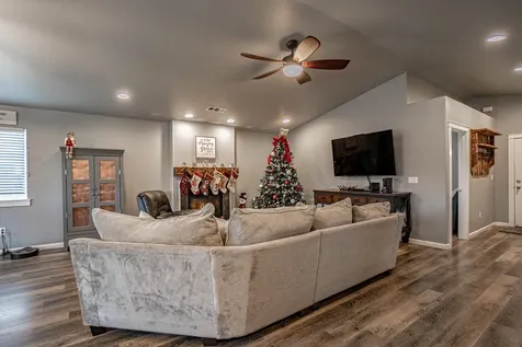 1007 Stonewater Drive Eagle Point OR 97524