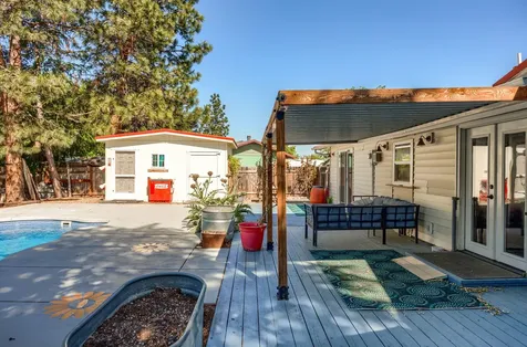 360 Oxford Street Ashland OR 97520