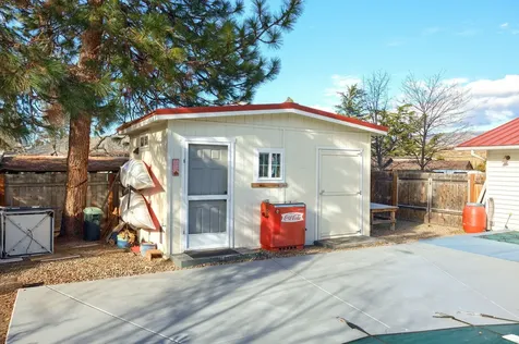 360 Oxford Street Ashland OR 97520