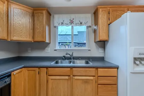1483 S Oakdale Avenue Medford OR 97501