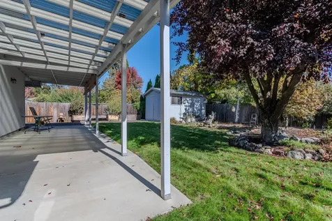 1483 S Oakdale Avenue Medford OR 97501