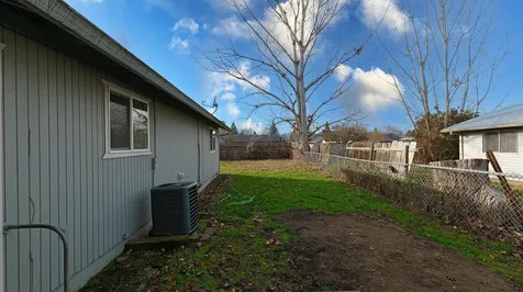 1840 Kings Highway Medford OR 97501