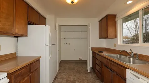 1840 Kings Highway Medford OR 97501