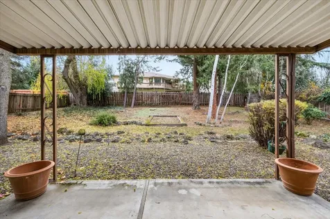 2994 Seckel Street Medford OR 97504