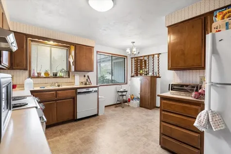 2994 Seckel Street Medford OR 97504