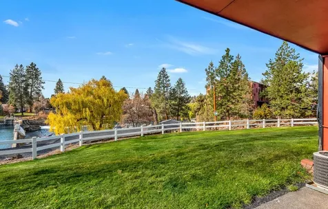 1565 NW Wall Street Bend OR 97703