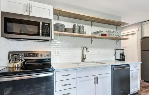 1565 NW Wall Street Bend OR 97703