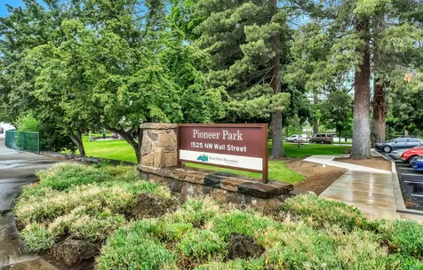 1565 NW Wall Street Bend OR 97703