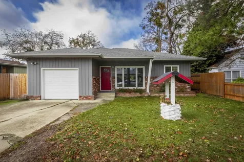 520 Benson Street Medford OR 97501