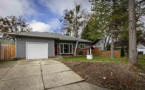 520 Benson Street Medford OR 97501